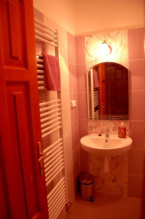 Hostinec A Penzion U Rezku Jistebnice Room photo